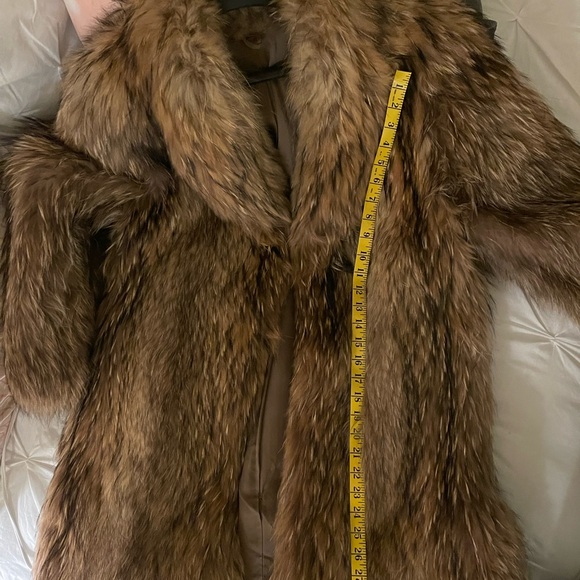 Fur coat - Picture 7 of 8